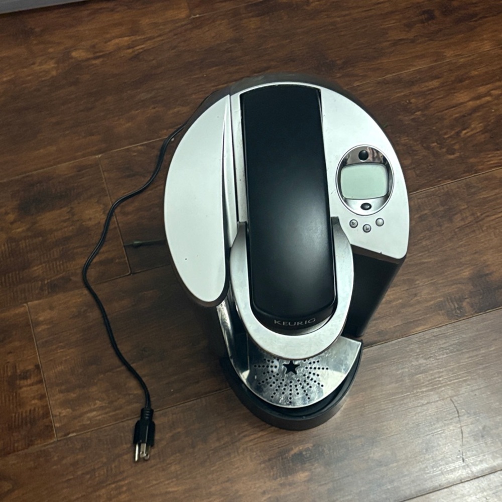 Keurig Black and Silver Coffee Brewer